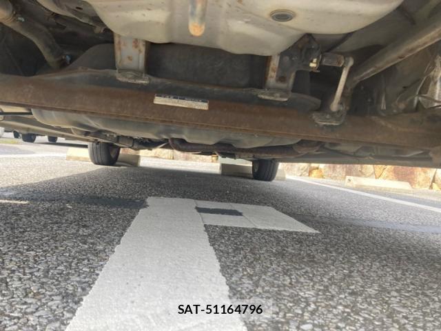 Toyota PIXIS SPACE 2012-11 8648725-5