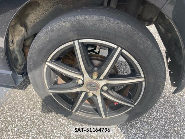 Toyota PIXIS SPACE 2012-11 8648725-9