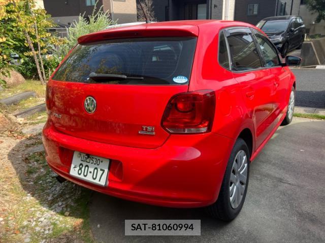 VolksWagen POLO 2013-12 8646680-1