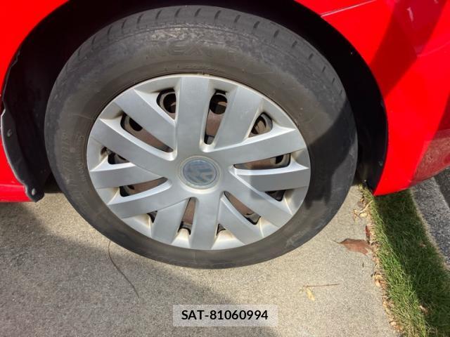 VolksWagen POLO 2013-12 8646680-12