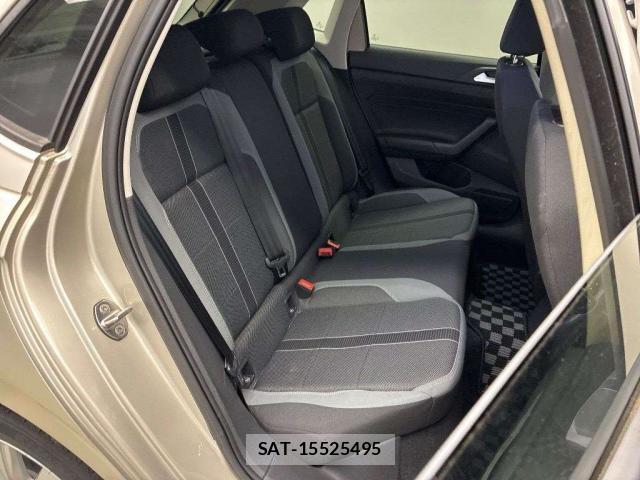 VolksWagen POLO 2018-05 8648904-4