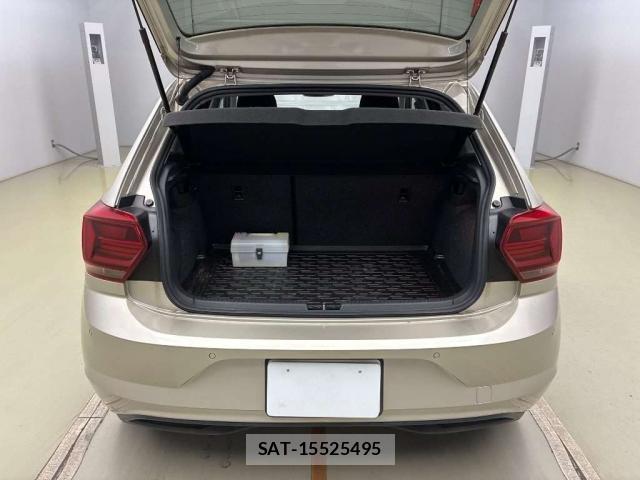 VolksWagen POLO 2018-05 8648904-7