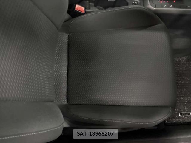 VolksWagen POLO 2019-03 8649008-12