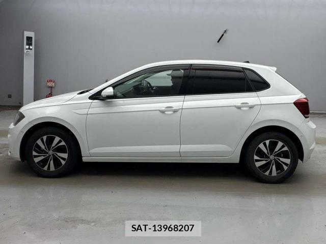 VolksWagen POLO 2019-03 8649008-4