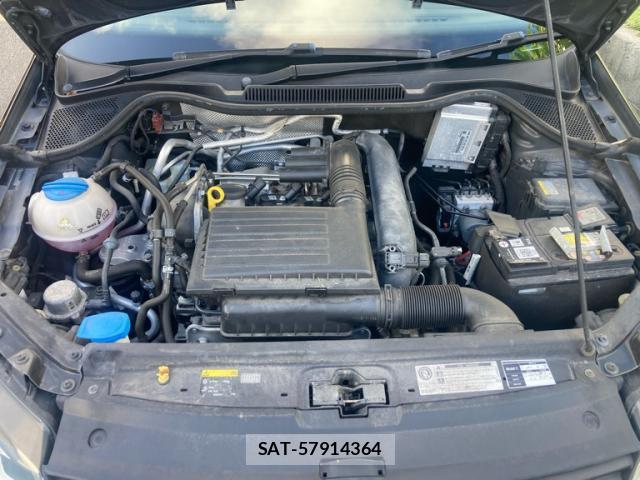 VolksWagen POLO 2016-08 8651734-4