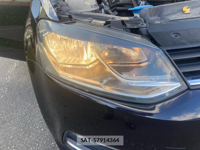 VolksWagen POLO 2016-08 8651734-5