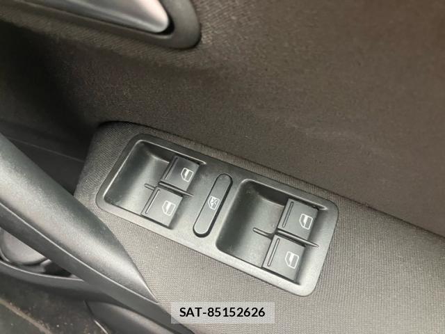 VolksWagen POLO 2010-09 8652913-10