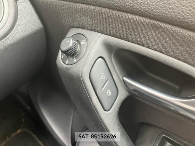 VolksWagen POLO 2010-09 8652913-11