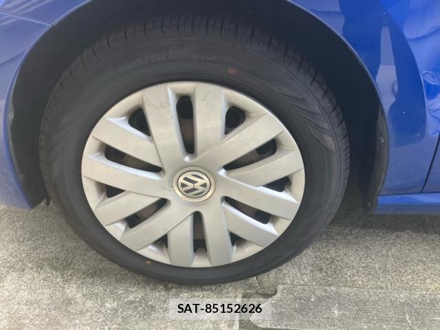 VolksWagen POLO 2010-09 8652913-7