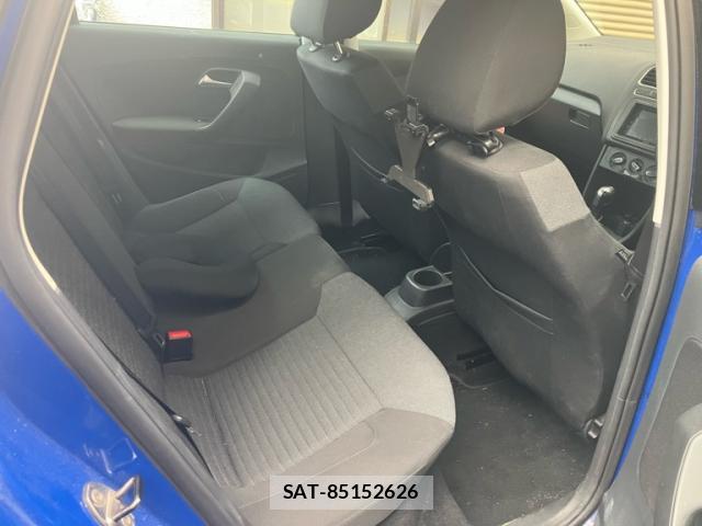 VolksWagen POLO 2010-09 8652913-9