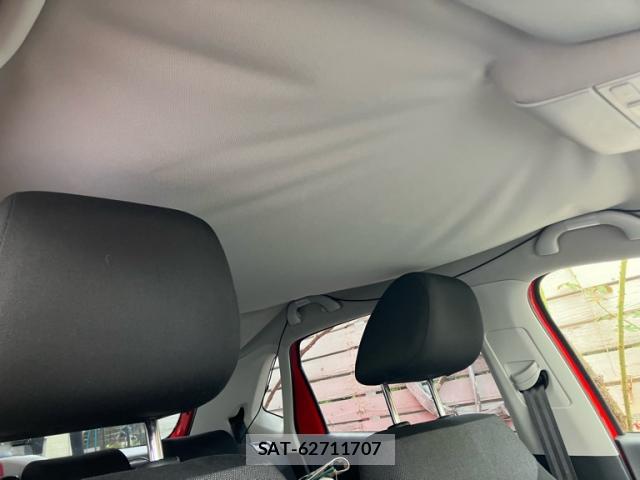 VolksWagen POLO 2011-09 8652916-11