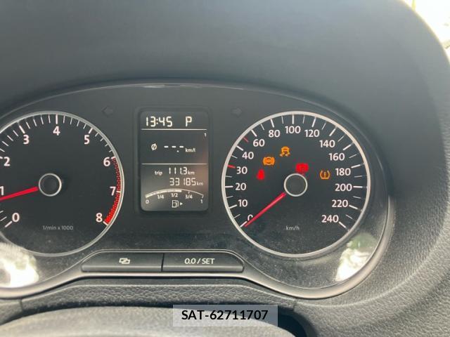 VolksWagen POLO 2011-09 8652916-17