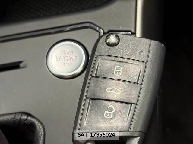 VolksWagen POLO 2021-05 8653836-9