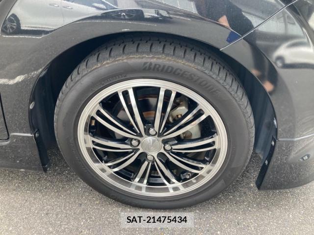 Toyota PORTE 2014-03 8646875-5