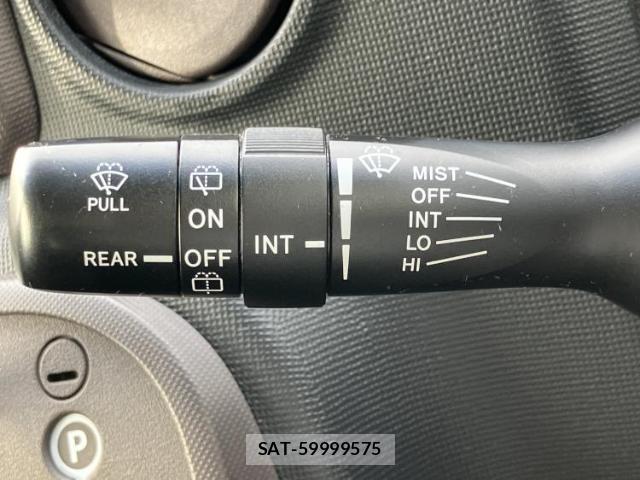 Toyota PORTE 2013-10 8647113-15