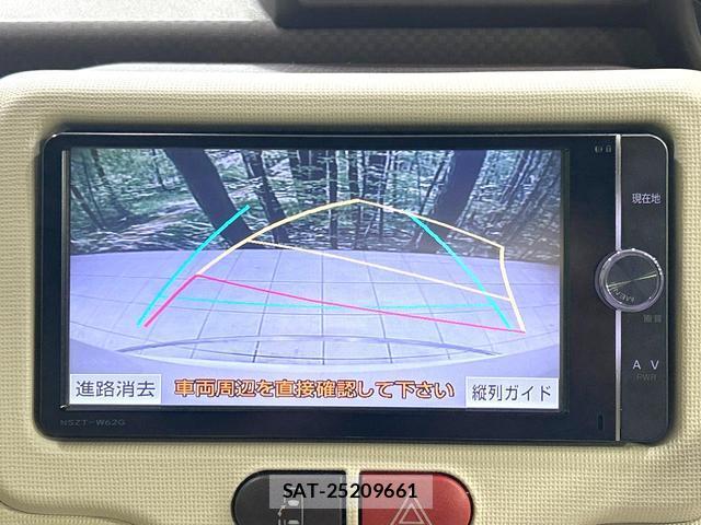 Toyota PORTE 2013-11 8649526-2