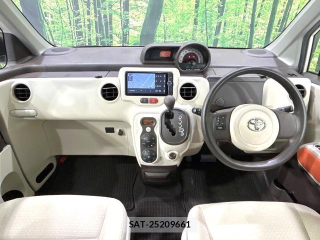Toyota PORTE 2013-11 8649526-6