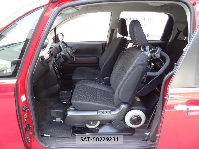 Toyota PORTE 2016-09 8650862-11