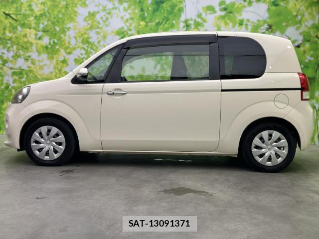 Toyota PORTE 2012-09 8651795-1