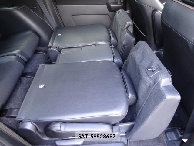 Mazda PREMACY 2012-06 8650860-7
