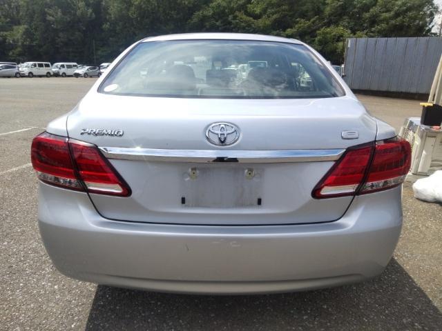 Toyota PREMIO 2021-08 8647530-1