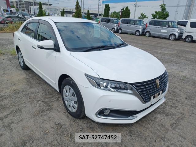 Toyota PREMIO 2017-08 8653433-3