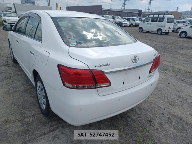 Toyota PREMIO 2017-08 8653433-5