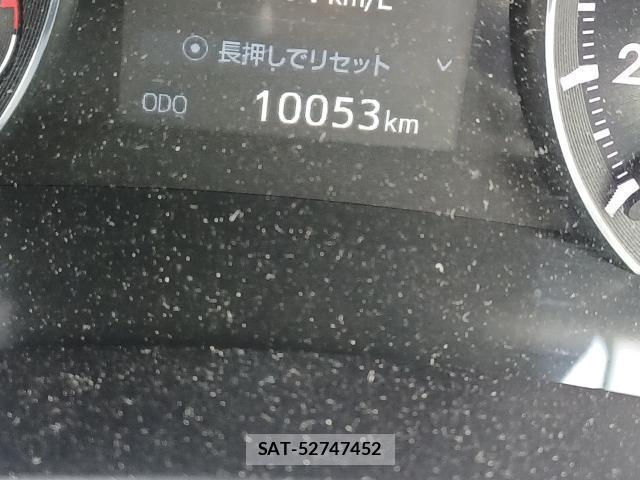 Toyota PREMIO 2017-08 8653433-9