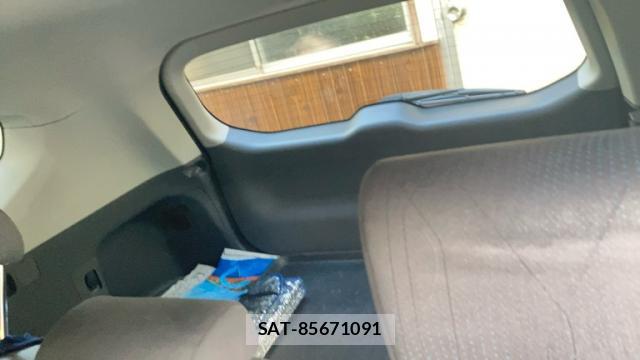 Toyota PRIUS ALPHA 2011-11 8646955-5