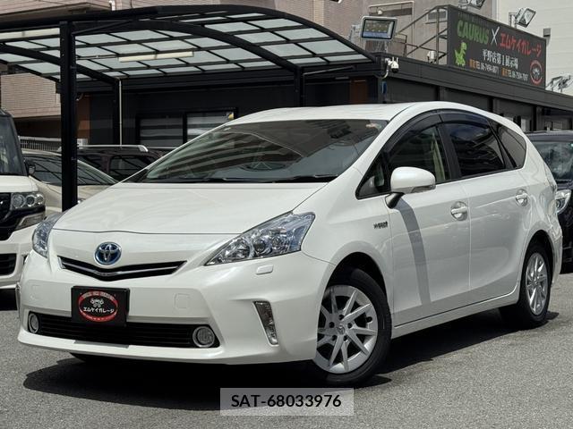 Toyota PRIUS ALPHA 2012-08 8647275-0