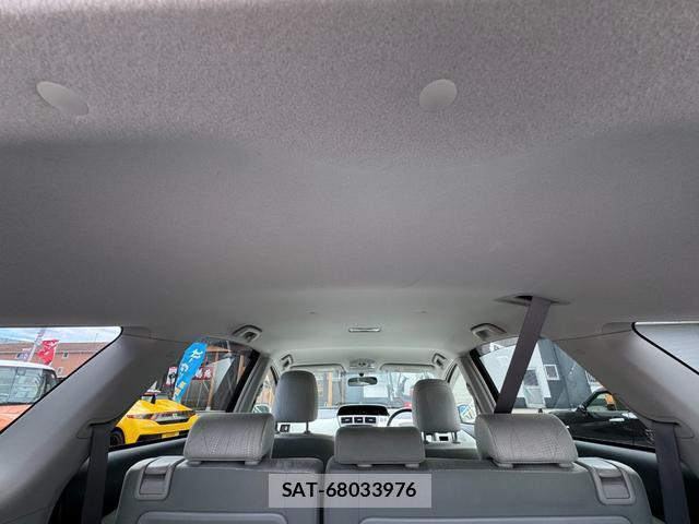 Toyota PRIUS ALPHA 2012-08 8647275-7