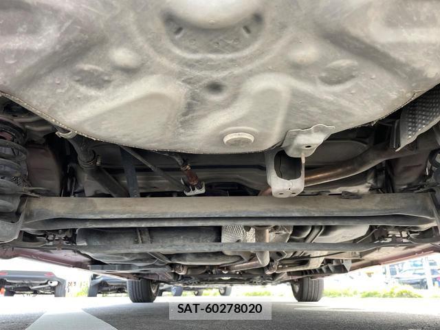 Toyota PRIUS ALPHA 2013-08 8648185-18