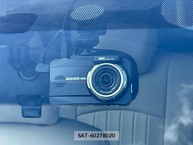 Toyota PRIUS ALPHA 2013-08 8648185-4