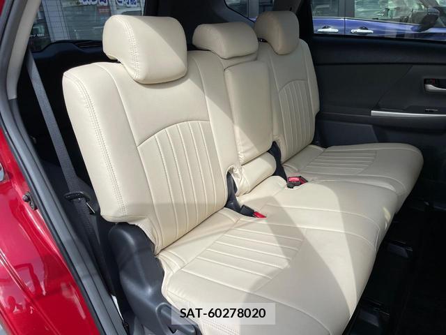 Toyota PRIUS ALPHA 2013-08 8648185-8