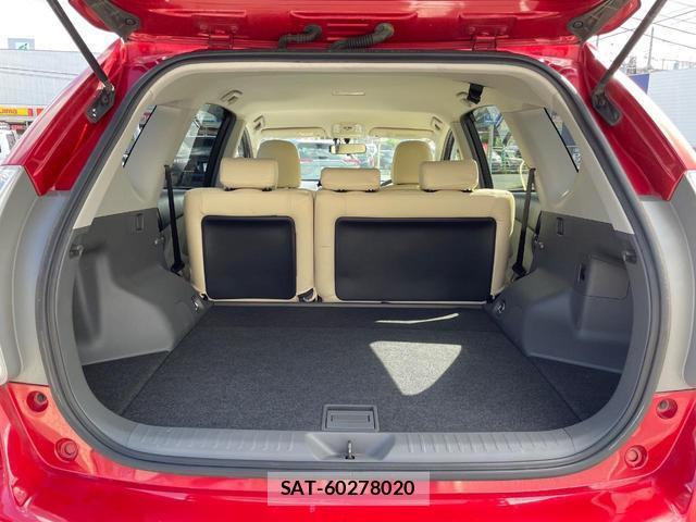Toyota PRIUS ALPHA 2013-08 8648185-9