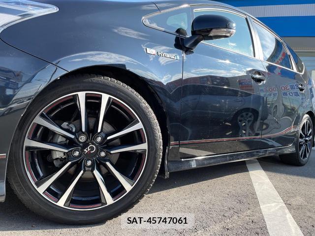 Toyota PRIUS ALPHA 2017-01 8648191-13