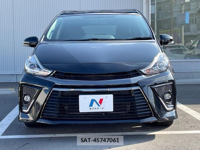 Toyota PRIUS ALPHA 2017-01 8648191-14