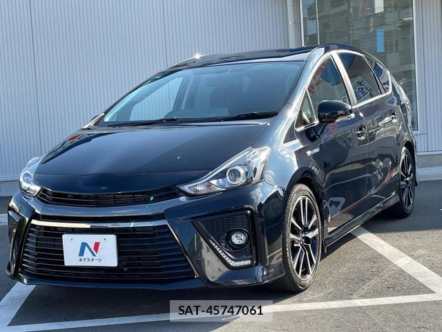 Toyota PRIUS ALPHA 2017-01 8648191-16