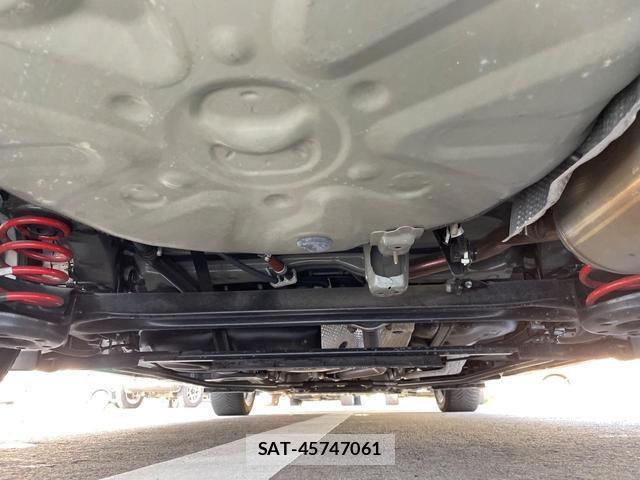 Toyota PRIUS ALPHA 2017-01 8648191-19
