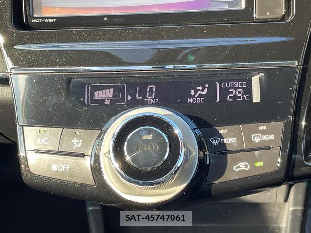 Toyota PRIUS ALPHA 2017-01 8648191-6