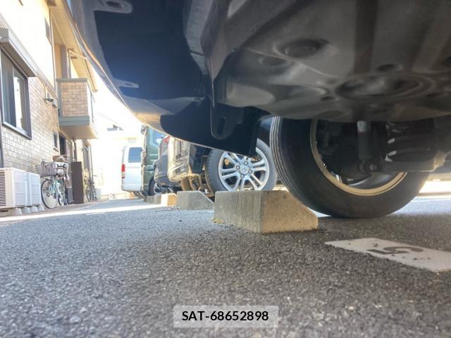 Toyota PRIUS ALPHA 2016-08 8648559-10