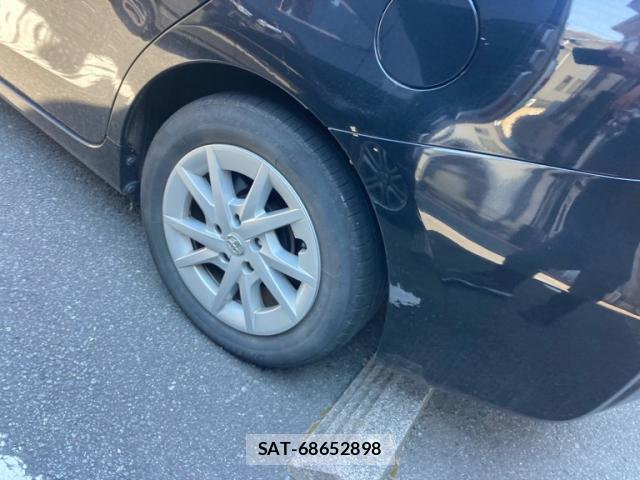 Toyota PRIUS ALPHA 2016-08 8648559-3