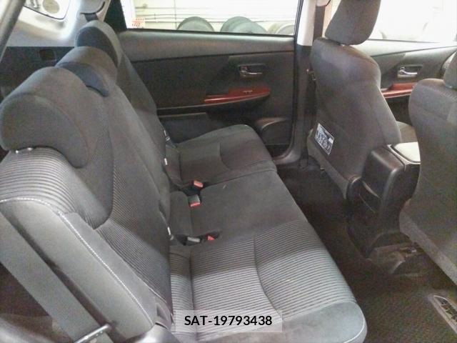 Toyota PRIUS ALPHA 2017-09 8649255-5