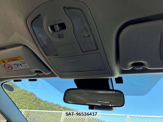 Toyota PRIUS ALPHA 2018-08 8649289-10