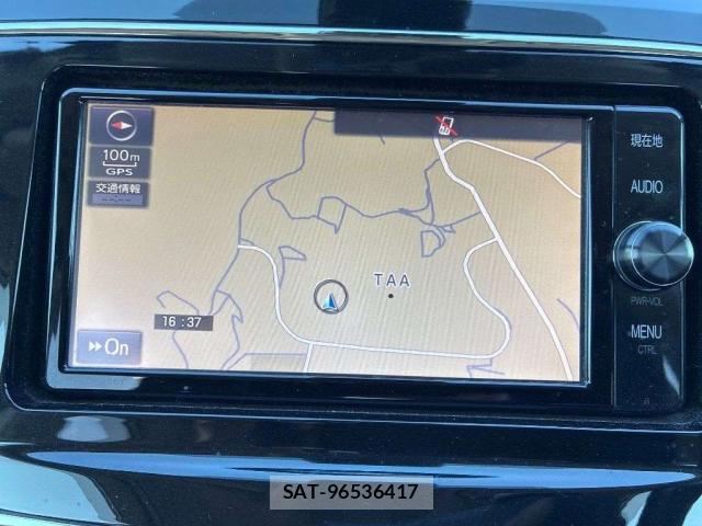 Toyota PRIUS ALPHA 2018-08 8649289-4