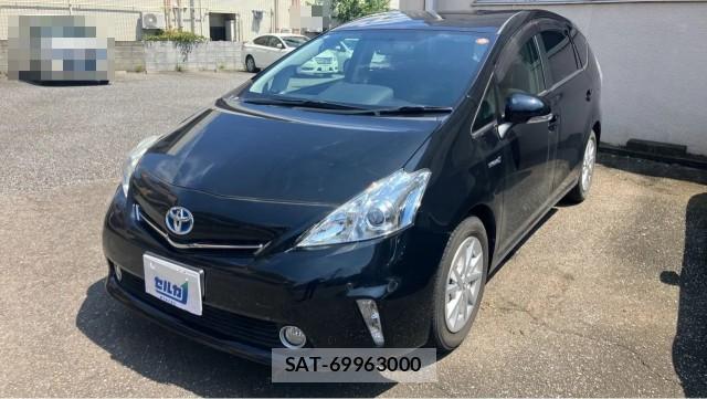 Toyota PRIUS ALPHA 2013-05 8651306-0