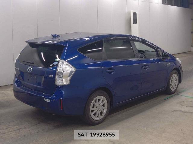 Toyota PRIUS ALPHA 2013-10 8652056-1