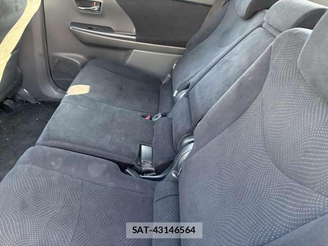 Toyota PRIUS ALPHA 2014-01 8652141-11