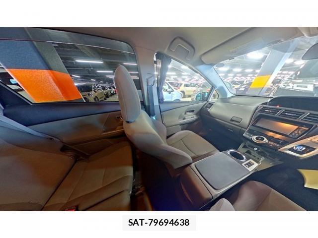 Toyota PRIUS ALPHA 2011-11 8652652-5