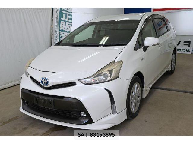 Toyota PRIUS ALPHA 2015-08 8652896-1
